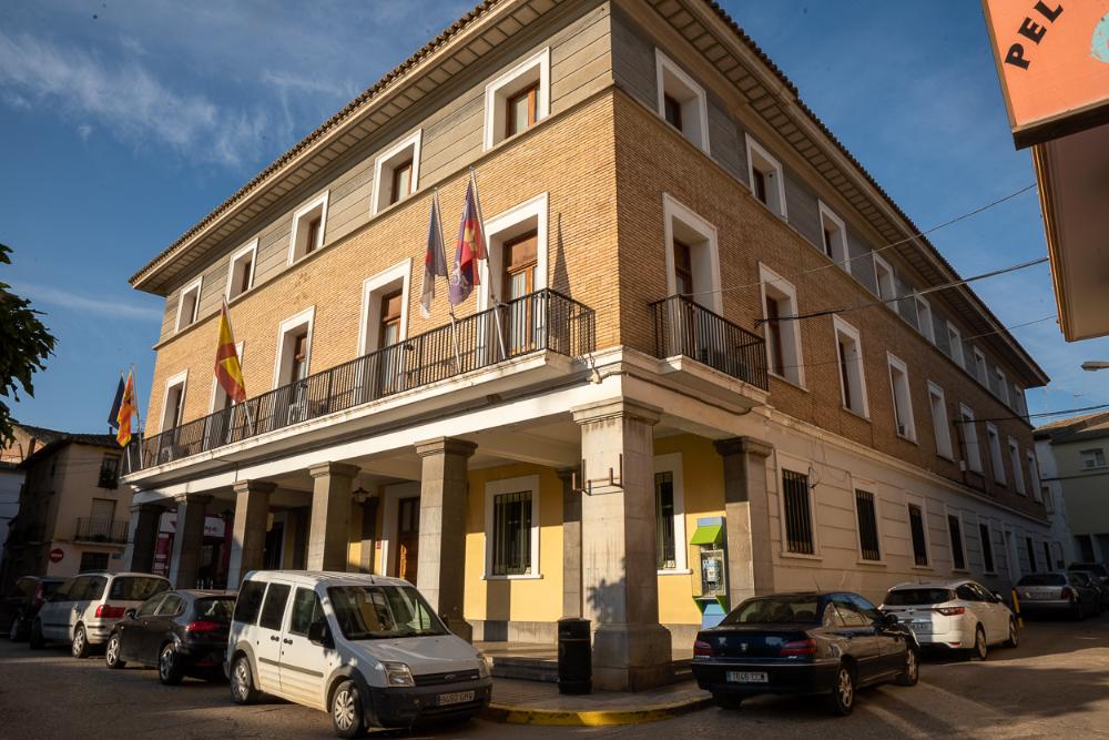 Imagen: Sariñena-ayuntamiento-fachada (5)